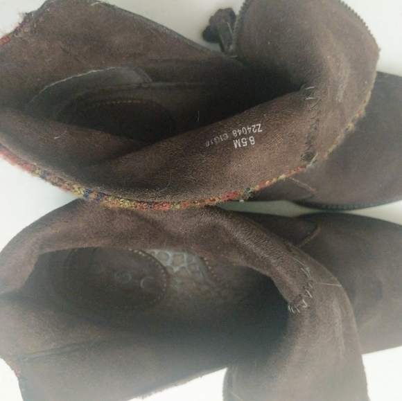 BOC Leather 8.5 Womens Ankle Boot Brown Zip Tassel Bendell Knit Upper 2" Heel - Picture 4 of 16